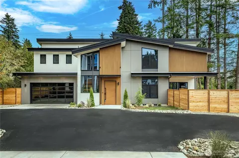 8336 NE 148th Pl, Kenmore, WA 98028