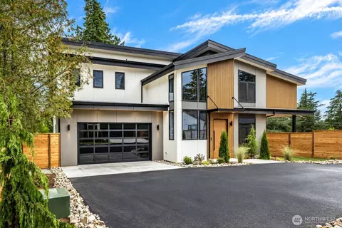 8336 NE 148th Pl, Kenmore, WA 98028