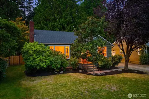 7723 33rd Ave NE, Seattle, WA 98115