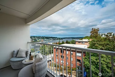 530 Melrose Ave E #605, Seattle, WA 98102