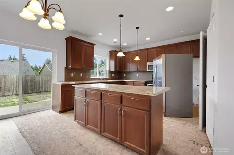 Kitchen - 20231 40th Ave E, Spanaway, WA 98387 photo 1 of 2