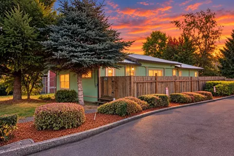 173 Division Ave, Morton, WA 98356