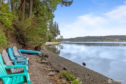 2775 Marine Dr, Bremerton, WA 98312