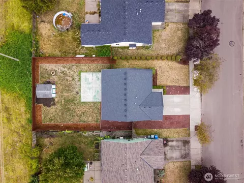 View/Area - 1305 Nunnally Ave NW, Orting, WA 98360 photo 1 of 5