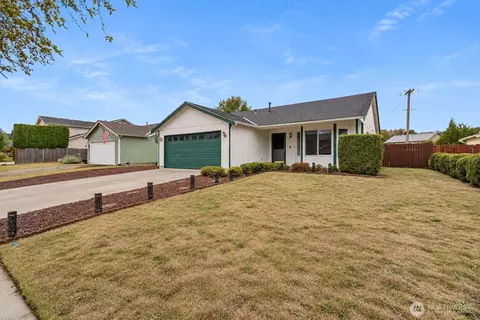Exterior - 1305 Nunnally Ave NW, Orting, WA 98360 photo 3 of 8