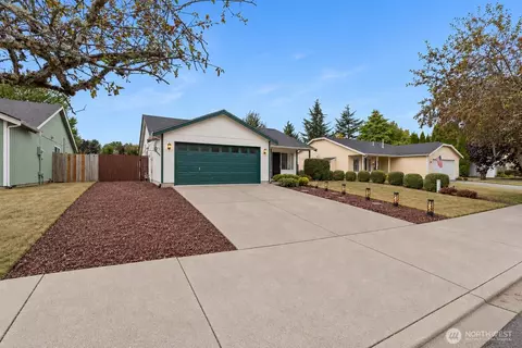 Exterior - 1305 Nunnally Ave NW, Orting, WA 98360 photo 2 of 8