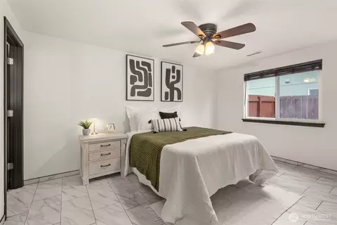 Bedroom - 1305 Nunnally Ave NW, Orting, WA 98360 photo 1 of 3