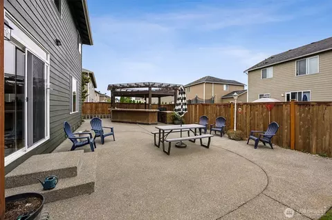 Exterior - 1519 Daffodil Ave NE, Orting, WA 98360 photo 5 of 8