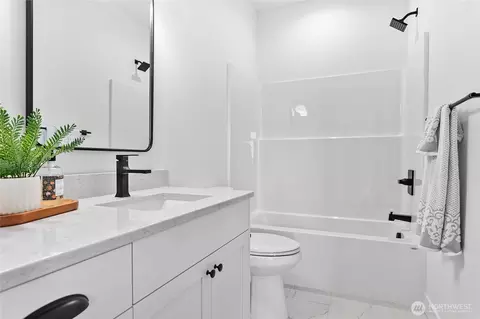 Bath - 321 W 4th St, Everson, WA 98247 photo 3 of 3