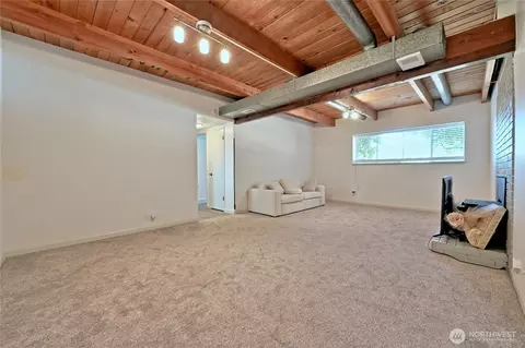 Living - 1012 E Laurel St, Kent, WA 98030 photo 7 of 7