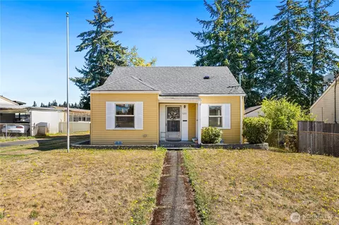 5215 Mcdacer Ave, Tacoma, WA 98404