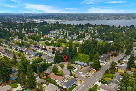 2605 Camas Ave NE, Renton, WA 98056