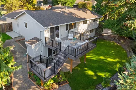 2605 Camas Ave NE, Renton, WA 98056