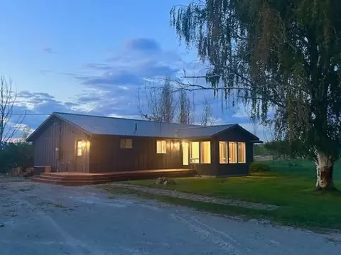 1893 Pine Creek Rd, Tonasket, WA 98855