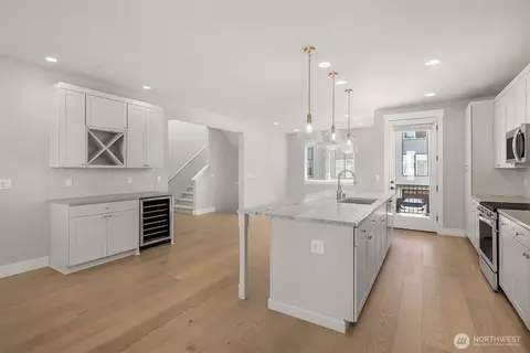 Kitchen - 10 160th Pl SE, Bothell, WA 98012 photo 1 of 6
