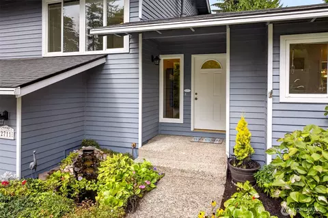 Entry Way - 2711 169th St SE, Bothell, WA 98012 photo 1 of 2