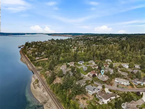 View/Area - 55 Chapman Loop, Steilacoom, WA 98388 photo 7 of 10