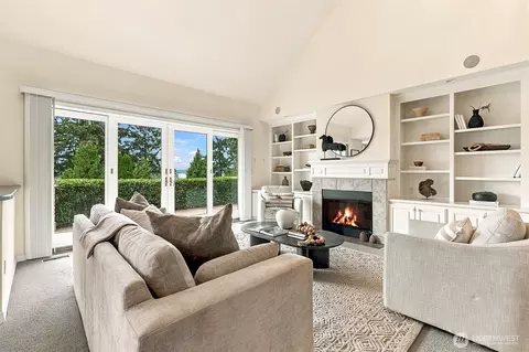 Living - 55 Chapman Loop, Steilacoom, WA 98388 photo 3 of 3