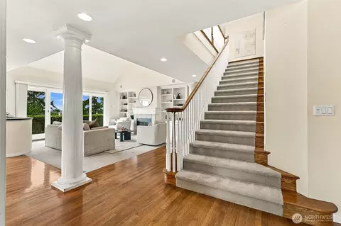 Entry Way - 55 Chapman Loop, Steilacoom, WA 98388 photo 2 of 3