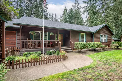 34028 48th Ave E, Eatonville, WA 98328