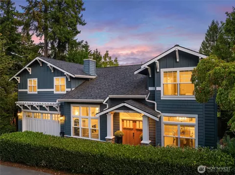 1106 3rd St, Kirkland, WA 98033