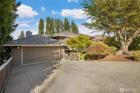 4618 NE 89th St, Seattle, WA 98115