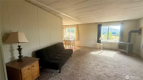 Living - 762 Twisp-winthrop Eastside Rd, Winthrop, WA 98862 photo 3 of 6