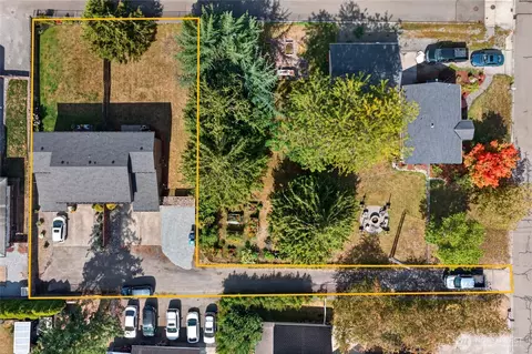 View/Area - 1360 Florence St, Enumclaw, WA 98022 photo 2 of 4
