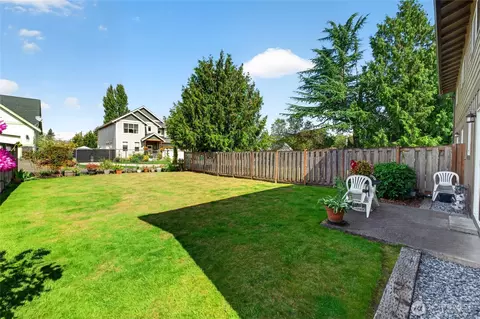 Exterior - 1360 Florence St, Enumclaw, WA 98022 photo 2 of 6