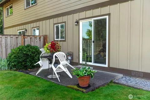 Exterior - 1360 Florence St, Enumclaw, WA 98022 photo 3 of 6