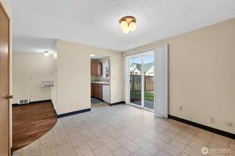 Dining - 1360 Florence St, Enumclaw, WA 98022 photo 1 of 1
