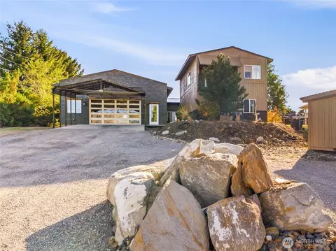 103 S Houston Ave, East Wenatchee, WA 98802