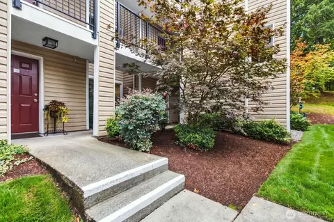 5000 NW Village Park Dr #C119, Issaquah, WA 98027