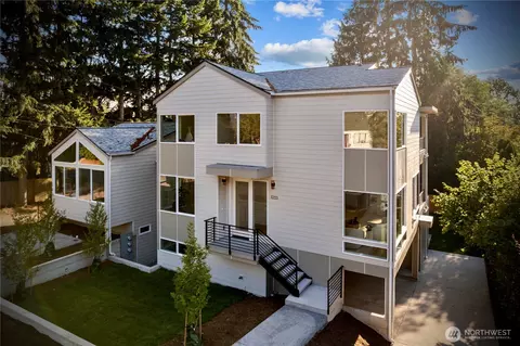 12751 37th Ave NE, Seattle, WA 98125