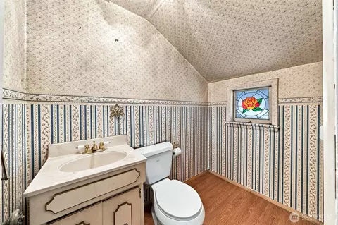 Bath - 2617 Cottage Rd E, Sumner, WA 98390 photo 2 of 2