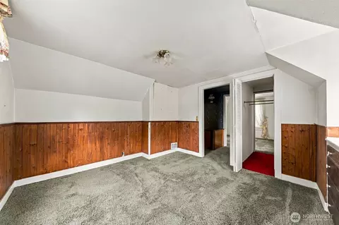 Bedroom - 2617 Cottage Rd E, Sumner, WA 98390 photo 2 of 3