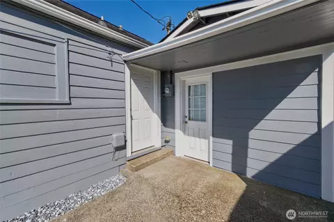 2106 W 2nd St, Aberdeen, WA 98520
