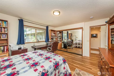 Bedroom - 151 Fairway Dr, Sequim, WA 98382 photo 1 of 4