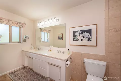 Bath - 151 Fairway Dr, Sequim, WA 98382 photo 1 of 4