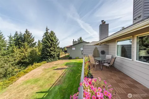 Exterior - 151 Fairway Dr, Sequim, WA 98382 photo 6 of 8