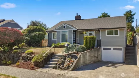 8629 36th Ave SW, Seattle, WA 98126