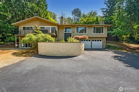 5212 W Mercer Pl, Mercer Island, WA 98040