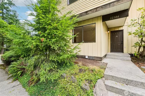 12304 NE 149th Ct, Kirkland, WA 98034