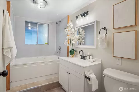 Bath - 9029 Cascadia Ave, Everett, WA 98208 photo 3 of 3