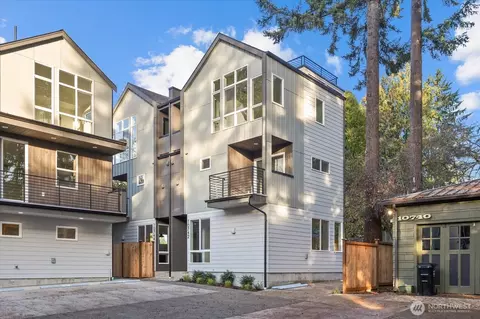 10742 Interlake Ave N, Seattle, WA 98133