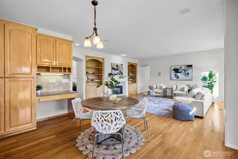 Dining - 4422 240th Pl SE, Bothell, WA 98021 photo 2 of 2
