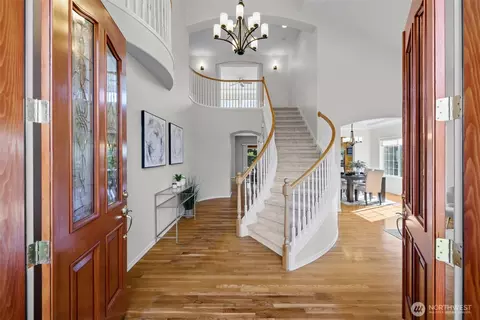 Entry Way - 4422 240th Pl SE, Bothell, WA 98021 photo 1 of 5
