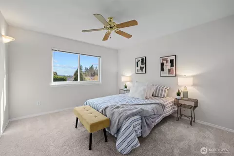 Bedroom - 4422 240th Pl SE, Bothell, WA 98021 photo 4 of 4
