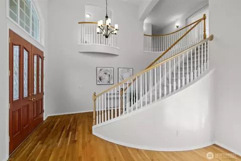Entry Way - 4422 240th Pl SE, Bothell, WA 98021 photo 5 of 5