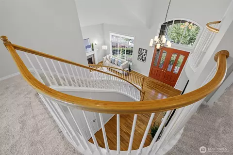 Entry Way - 4422 240th Pl SE, Bothell, WA 98021 photo 4 of 5